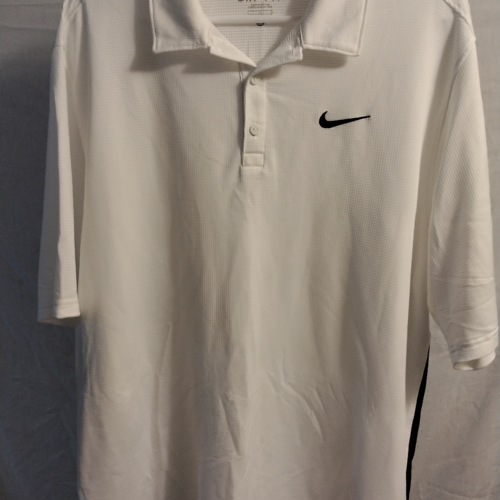 Men's Nike DRI Fit Polo Shirt Sleeve Shirt Size Large in Black,White